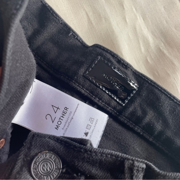 MOTHER- The Rascal Ankle Fray in Black Pitch Straight Leg Jeans Mid Rise Size 24 - Picture 9 of 11